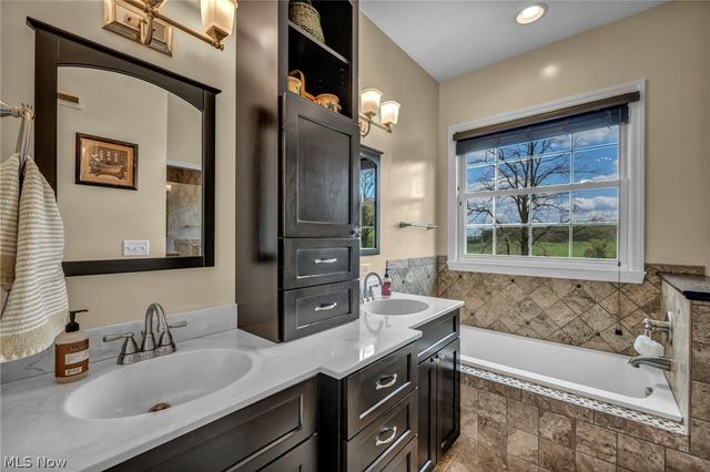 32181 Westward Way, Lisbon, OH 44432
