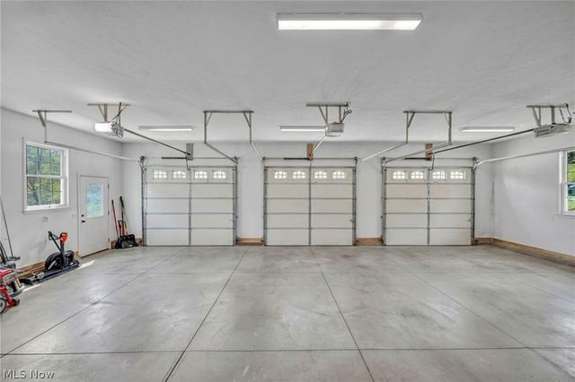 32181 Westward Way, Lisbon, OH 44432