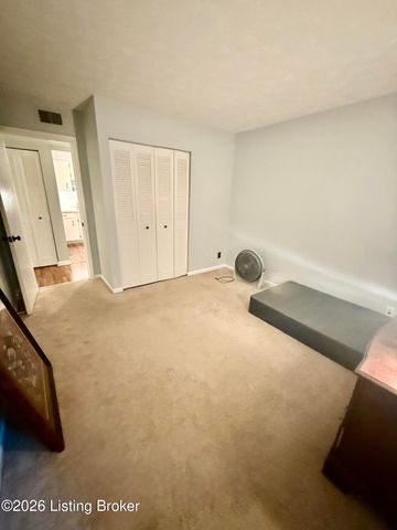 7074 Wildwood Cir 164, Louisville, KY 40291