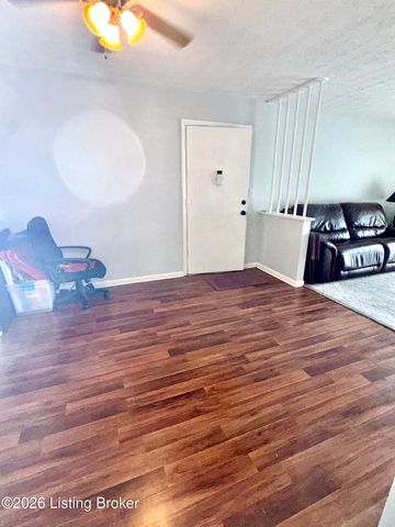 7074 Wildwood Cir 164, Louisville, KY 40291