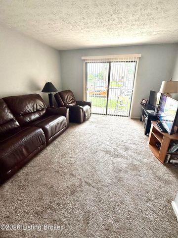 7074 Wildwood Cir 164, Louisville, KY 40291