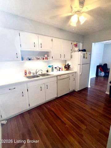 7074 Wildwood Cir 164, Louisville, KY 40291