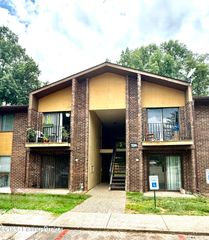 7074 Wildwood Cir 164, Louisville, KY 40291
