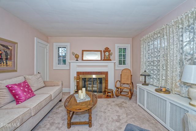 453 Ballston Road, Glenville, NY 12302