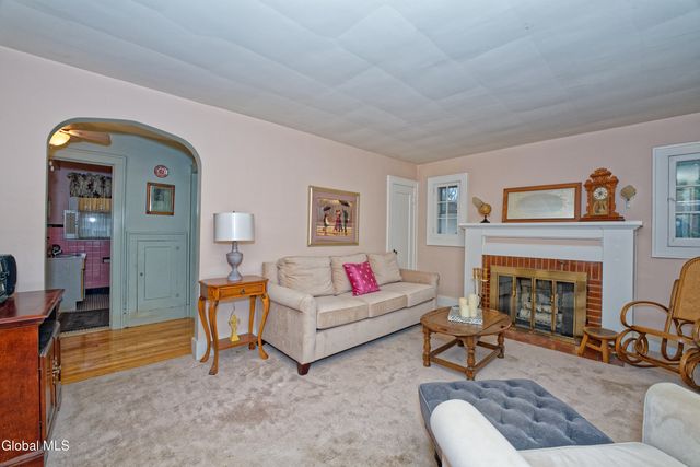 453 Ballston Road, Glenville, NY 12302