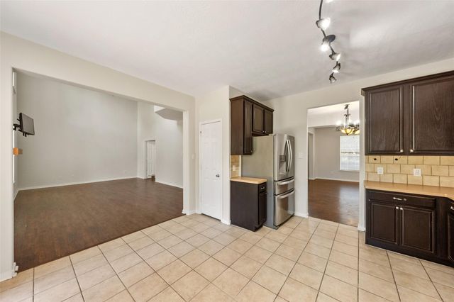 12018 Piney Bend Drive, Tomball, TX 77375