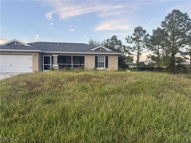 3506 38th ST SW, Lehigh Acres, FL 33976