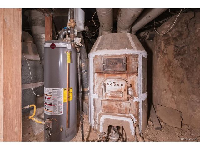 442 W First St, Trinidad, CO 81082