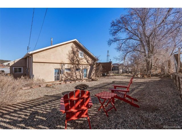 442 W First St, Trinidad, CO 81082