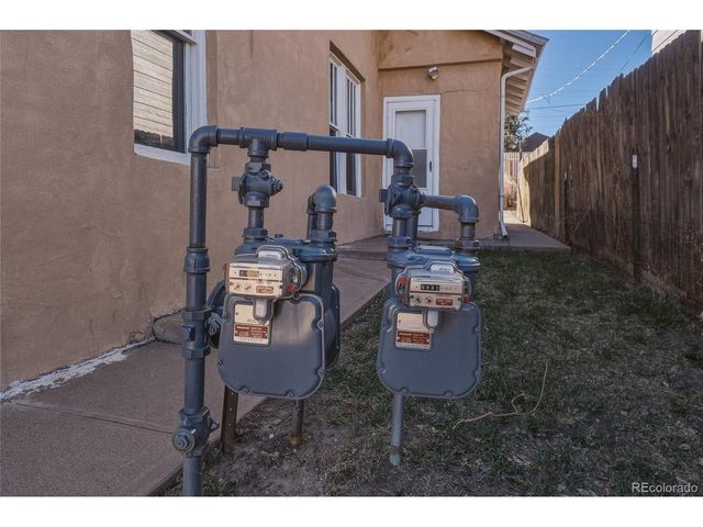 442 W First St, Trinidad, CO 81082