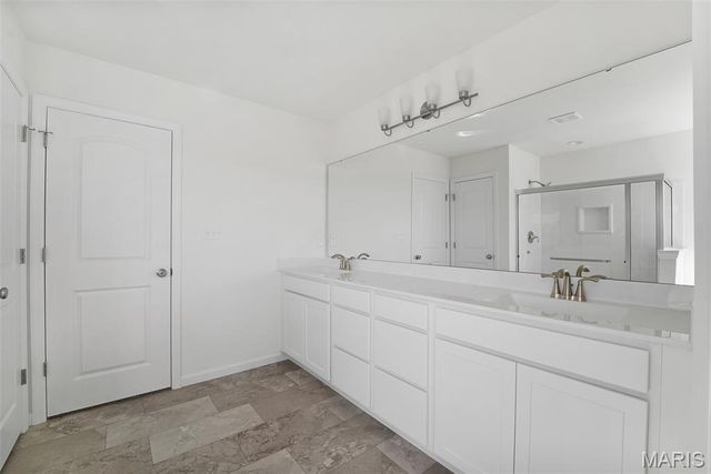 16141 Aurora Court, Ellisville, MO 63021