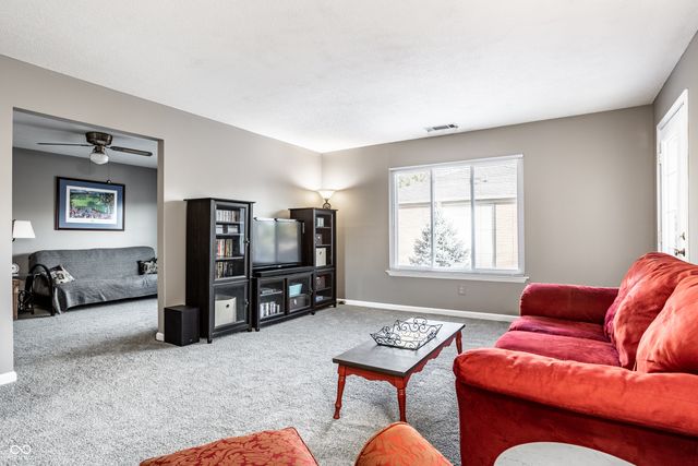 398 Hunters Lane D, Carmel, IN 46032