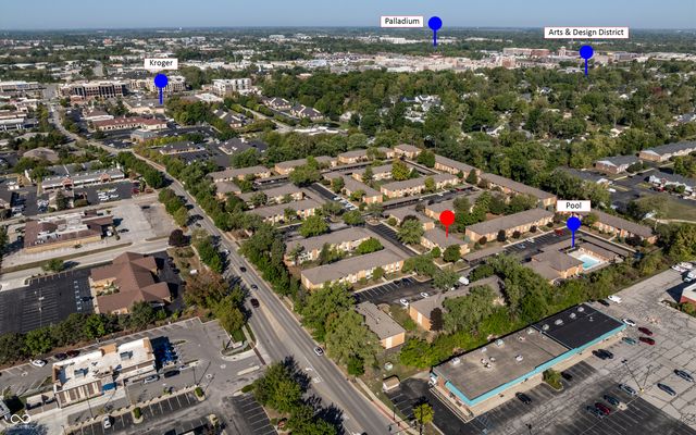 398 Hunters Lane D, Carmel, IN 46032