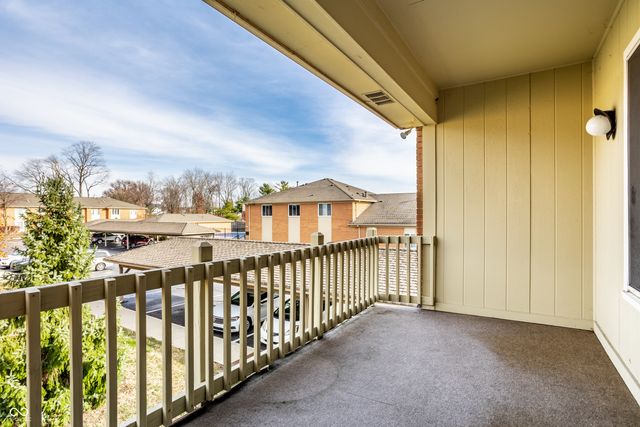 398 Hunters Lane D, Carmel, IN 46032