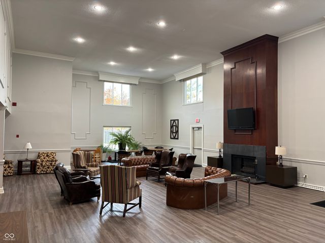 398 Hunters Lane D, Carmel, IN 46032