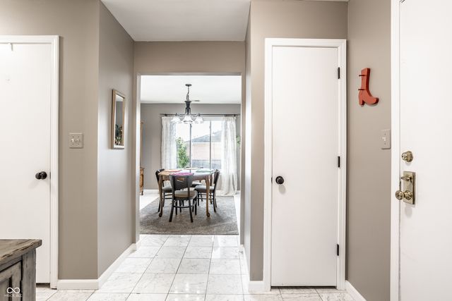 398 Hunters Lane D, Carmel, IN 46032