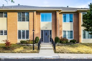 398 Hunters Lane D, Carmel, IN 46032