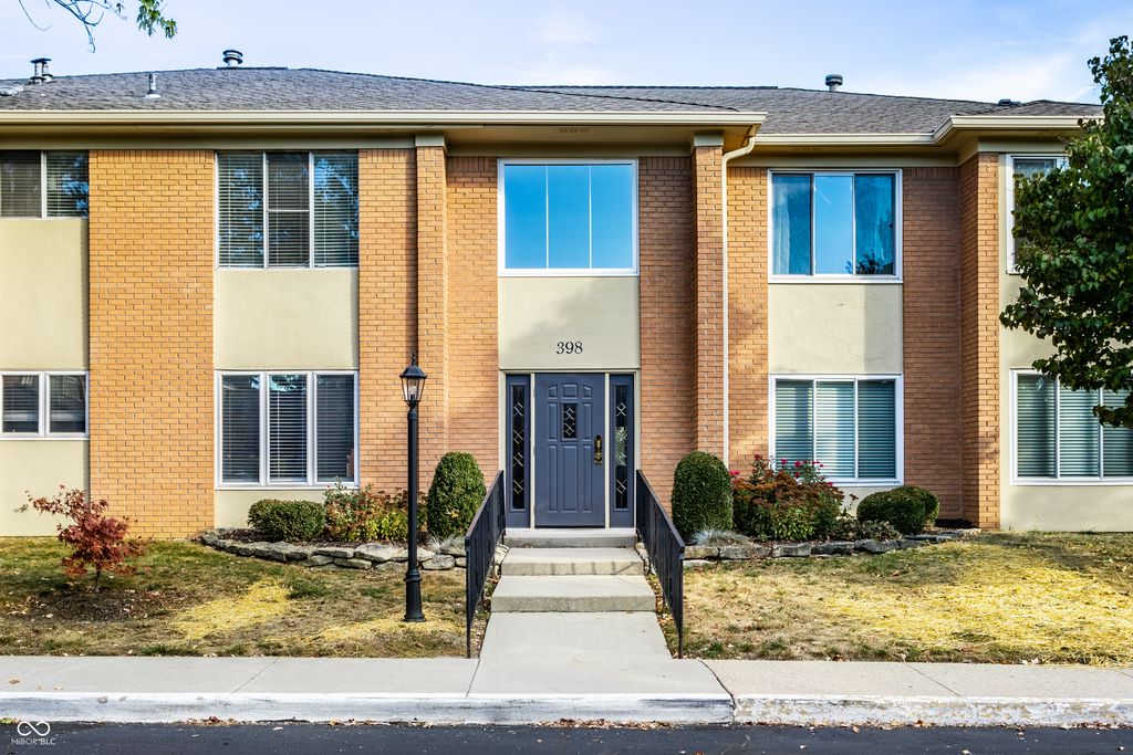 398 Hunters Lane D, Carmel, IN 46032