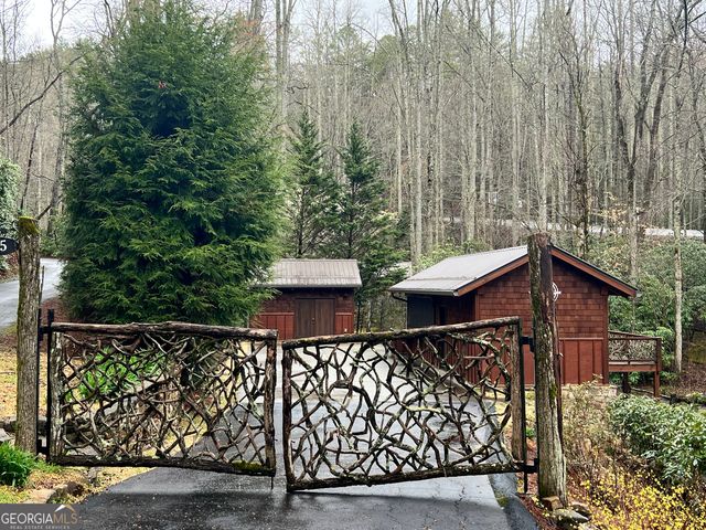 55 Wood Valley Road, Scaly Mtn, NC 28775