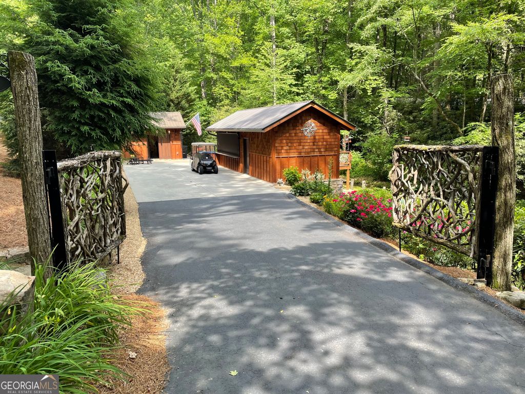 55 Wood Valley Road, Scaly Mtn, NC 28775