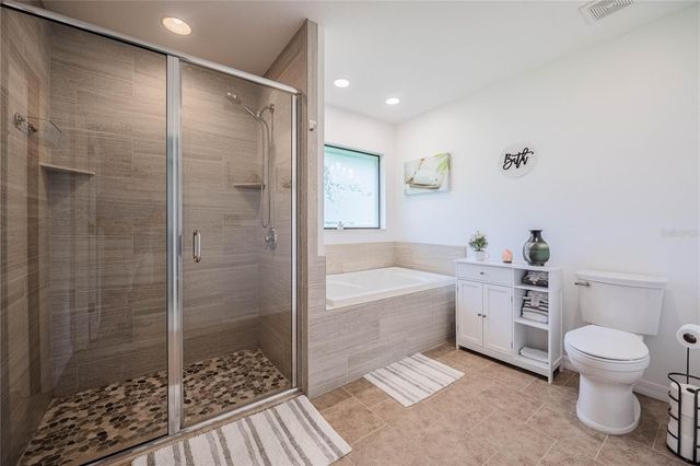 1749 LADY BOWERS TRAIL, Lakeland, FL 33809