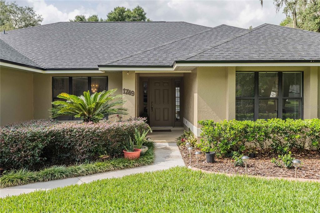 1749 LADY BOWERS TRAIL, Lakeland, FL 33809
