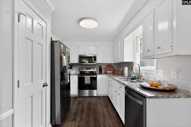 290 Sausage Lane, West Columbia, SC 29170