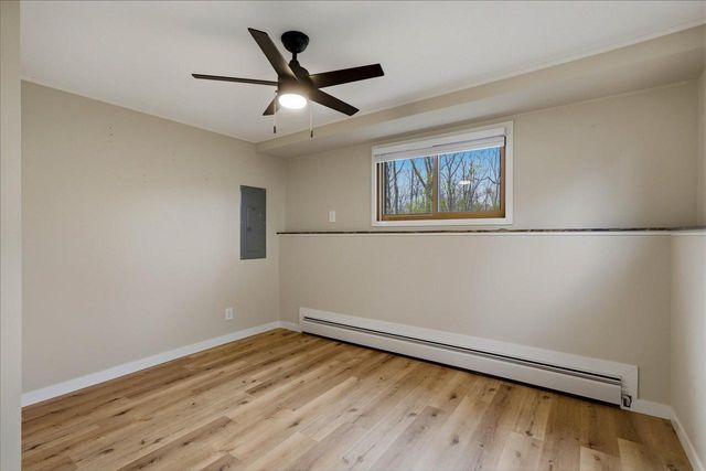 1015 Devonshire ROAD, Delafield, WI 53018