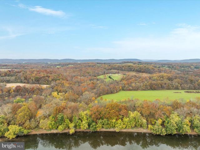 43725 SPINKS FERRY RD, Leesburg, VA 20176