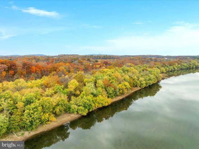 43725 SPINKS FERRY RD, Leesburg, VA 20176