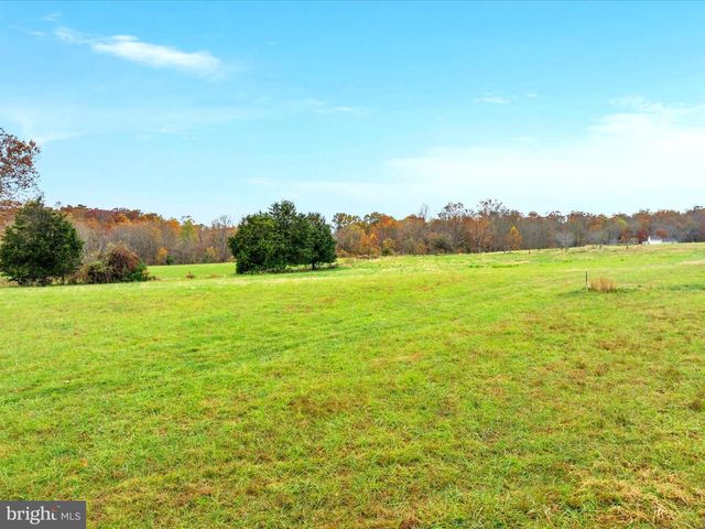 43725 SPINKS FERRY RD, Leesburg, VA 20176