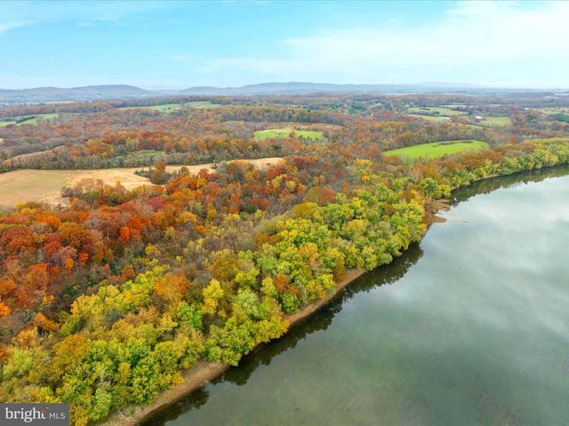 43725 SPINKS FERRY RD, Leesburg, VA 20176