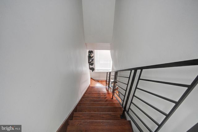 2611 S MARSHALL ST, Philadelphia, PA 19148