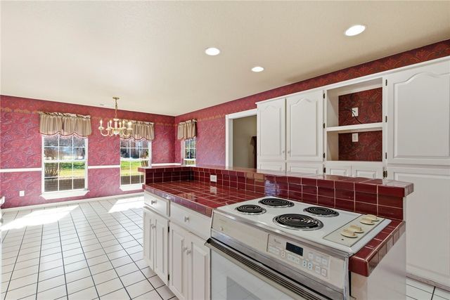 2164 S Hunt Lane, Fayetteville, AR 72701