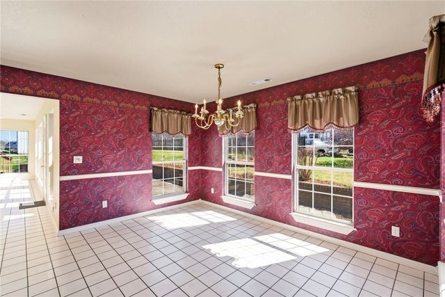 2164 S Hunt Lane, Fayetteville, AR 72701