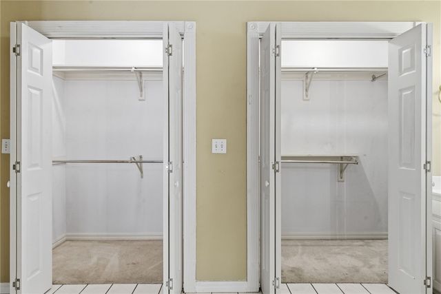 2164 S Hunt Lane, Fayetteville, AR 72701