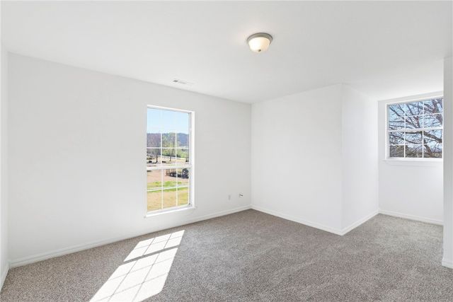 2164 S Hunt Lane, Fayetteville, AR 72701