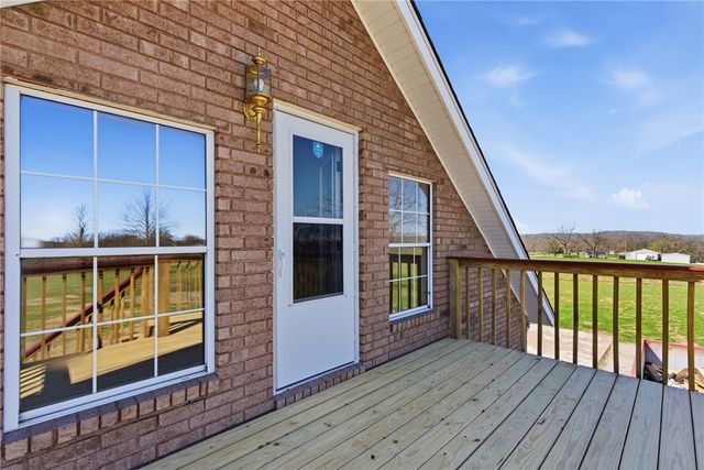 2164 S Hunt Lane, Fayetteville, AR 72701