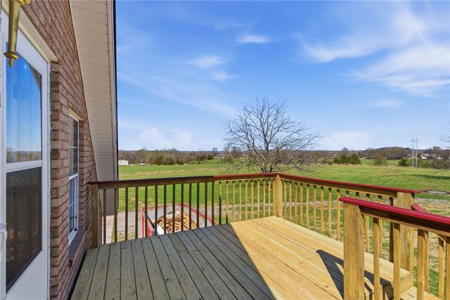 2164 S Hunt Lane, Fayetteville, AR 72701