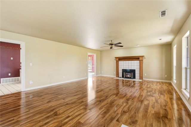 2164 S Hunt Lane, Fayetteville, AR 72701