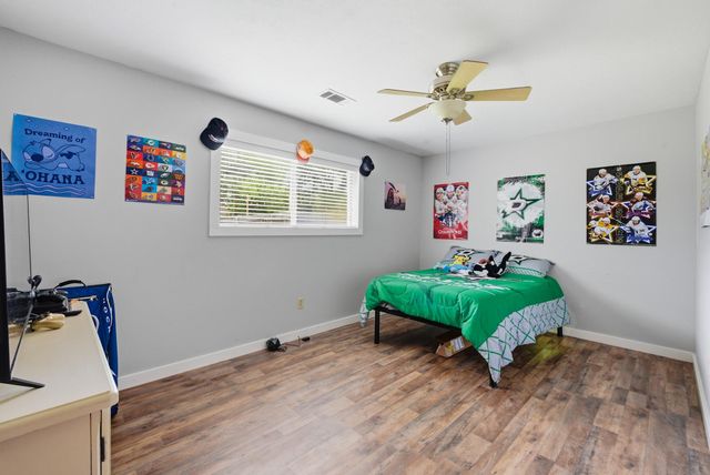 3501 Tanglewood Drive, Bryan, TX 77802