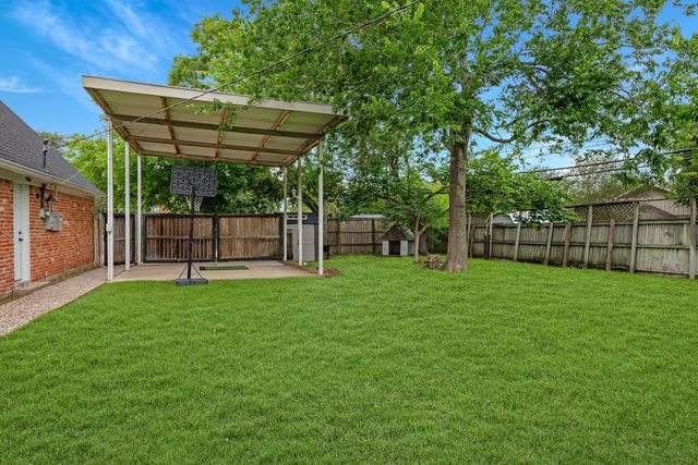 3501 Tanglewood Drive, Bryan, TX 77802