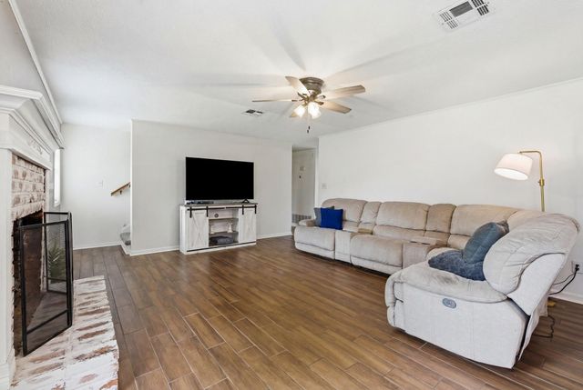3501 Tanglewood Drive, Bryan, TX 77802