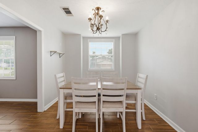 3501 Tanglewood Drive, Bryan, TX 77802