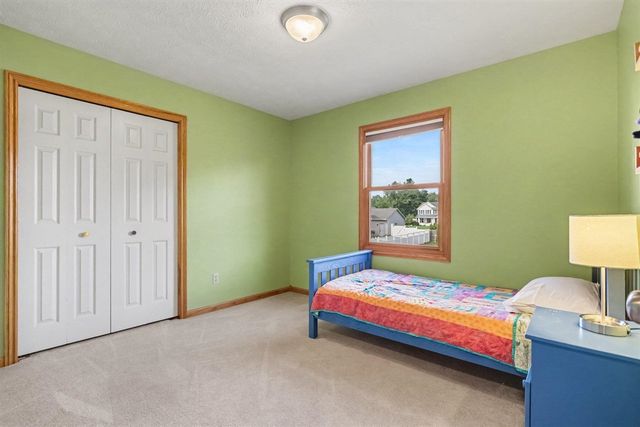 6647 Whitehorse Avenue, Kalamazoo, MI 49048