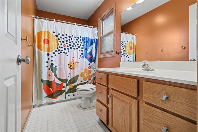 6647 Whitehorse Avenue, Kalamazoo, MI 49048