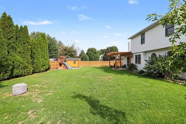 6647 Whitehorse Avenue, Kalamazoo, MI 49048