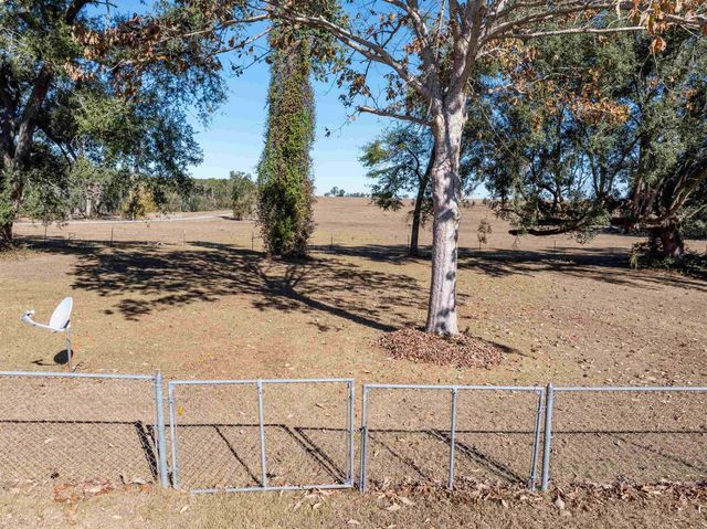 3854 NE CR 255, Lee, FL 32059