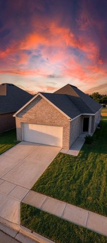 1426 Desire Lane, Bryan, TX 77803