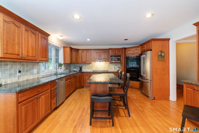 86 Laurel Ridge Trail, Killingworth, CT 06419